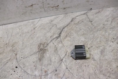 1997-2001 Yamaha Zuma 50 CW50 Voltage Regulator Rectifier - Image 1 of 4