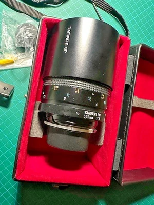 TAMRON SP 500mm F8 TELE MACRO MF - INCLUDING CASE AND ADAPTERS - Image 1 of 4