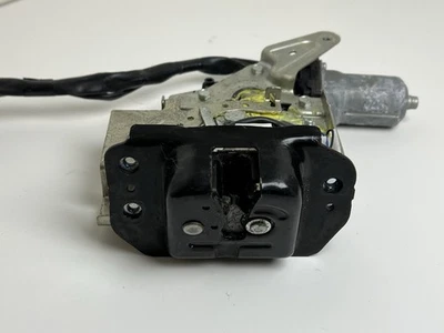 2012 LINCOLN NAVIGATOR HATCH LIFT GATE LATCH MOTOR ACTUATOR D76-61372-B OEM - Image 1 of 4