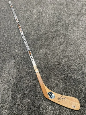 Palo de hockey autógrafo firmado por Clayton Keller Utah Mammoth Club certificado de autenticidad PSA Foto 1 de 3