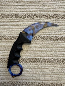 Cuchillo Karambit Estuche Endurecido Gema Azul CSGO CS2 Counter Strike Juegos con disfraces - Imagen 1 de 3