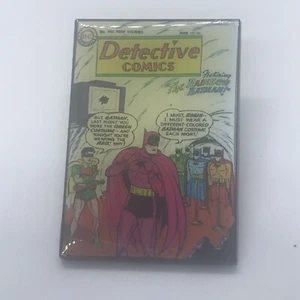 Detective Comics Regenbogen Batman Pin Gratis Comic Book Day 2019 Kostenloser Versand - Bild 1 von 3