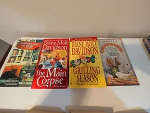 Paperback books various authors - Picture 1 of 7
