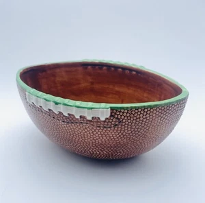 Salsa Bowl en forma de fútbol americano 18 OZ marrón Super Bowl esmalte por goteo Enesco 6,5x4 pulgadas - Imagen 1 de 9