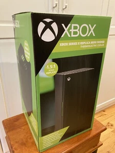 Xbox Series X Replica Mini Fridge Thermoelectric Cooler 10L - Picture 1 of 6