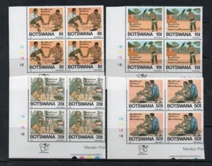 BOTSWANA MNH 1987 SG608-611 TRADITIONAL MEDICINE CORNER BLOCKS OF 4 1B - Picture 1 of 1
