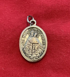 Vintage Unsere Liebe Frau von den Oliven Silber Anhänger ITALIEN Religiös Metall RAR - Bild 1 von 5
