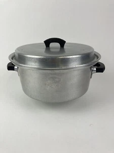 Vintage WEAR EVER 5 qt. Stock Pot Dutch Oven No. 1294 Made In The USA. - Picture 1 of 8