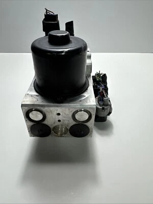 Módulo de bomba de freno antibloqueo ABS Lexus LS400 1998-2000 OEM 44540-50010 Foto 1 de 4