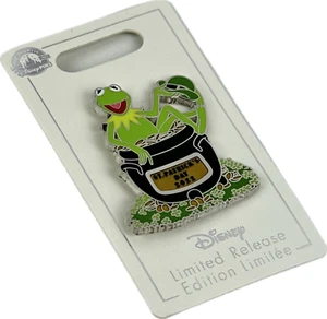 Spilla Parchi Disney Kermit La Rana Giorno di San Patrizio 2022 Edizione Limitata Argento - Foto 1 di 2