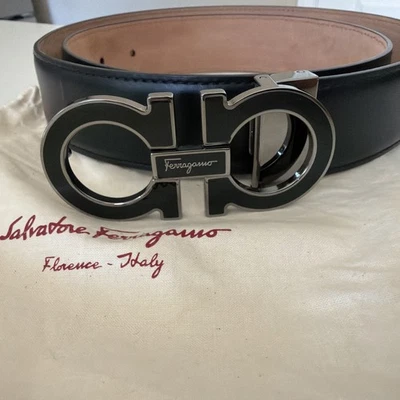 Cinturón Ferragamo Hombre Talla 38. Cuero negro. Hecho en Italia. Usado. Excelente. Foto 1 de 4