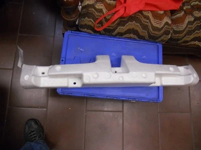 Barra absorbedora de impacto de espuma facial para parachoques Saturn GM OEM 97-00 SC2 21099030 Foto 1 de 3