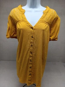 Torrid Womens Size 2 Mustard Yellow Button Up Short Sleeve Blouse Lace Shoulder - Picture 1 of 14