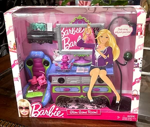 Rare 2009 Mattel Barbie Glam Game Room Playset - Picture 1 of 3