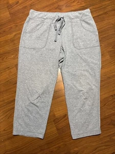 Capris gris claro para mujer Athletic Works M (8-10) con bolsillos y cordón en la cintura - Imagen 1 de 3