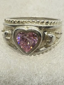 Anillo Vintage de Plata de Ley 925 Circonita Cúbica Rosa en Forma de Corazón - Talla 7.5 - Imagen 1 de 13