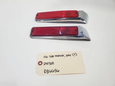 Пара задних боковых габаритных огней 1984 1991 Jeep Grand Wagoneer от оригинального производителя 5764647 - Изображение 1 из 4