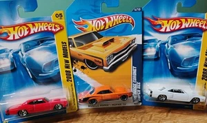 Hot Wheels '69 Dodge Coronet Super Bee Maßstab 1:64 Neu 3 Farbvariationen - Bild 1 von 17