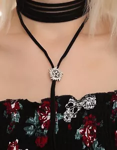 COLLAR DE GARGANTILLA ENVOLVENTE IMITACIÓN SÍMBOLO ANTI-POSESIÓN SOBRENATURAL - Imagen 1 de 2