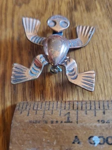 Vintage Glocke Handelsposten kleine Kupfer Schildkröte Anstecknadel Brosche - Bild 1 von 3