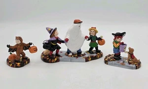 DEPT 56 Snow Village Halloween Trick or Treat Kinder 3er Set Hexe Geist Fledermaus... - Bild 1 von 12