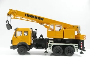 1:50 Conrad 3088 LTM 1030 Mercedes Benz Liebherr Autokran 8733 - Picture 1 of 8