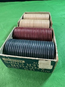 Vintage U.S. Anchor Poker Chips 1.5” - Set of 99 with Original Box - Picture 1 of 6