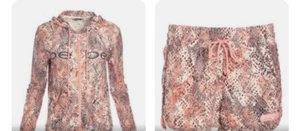 NWT Bebe Sport Carnation 2 Pc Set Jacket Shorts Mesh Peach Reptile L SOLD OUT - Picture 1 of 14