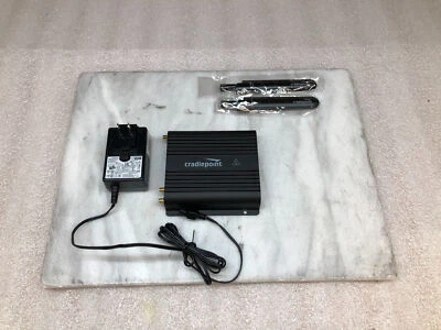 Cradlepoint LTE Ruggedized Router IBR650C-150M-D S5A907A Bundle w/ AC & Antenna - Image 1 of 4