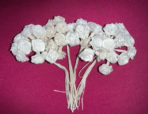 4 bouquets de fleurs en tissu vintage pour modiste, chapeau, mercerie - Picture 1 of 4