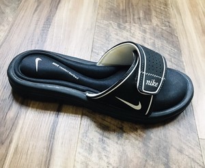 nike comfort slides adjustable