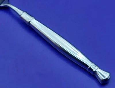 Oneida ACT 1 One Glossy Stainless Heirloom Cube Silverware Choice Flatware - Image 1 of 4