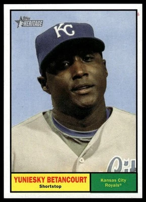 2010 Topps Heritage Yuniesky Betancourt #367 - Image 1 of 2