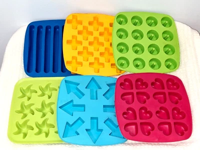 Juego de 6 moldes de silicona de goma gelatina bandeja cubitos de hielo Ikea Foto 1 de 4