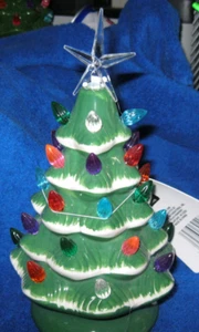 LED beleuchteter Weihnachtsbaum 9" hoch - Bild 1 von 1