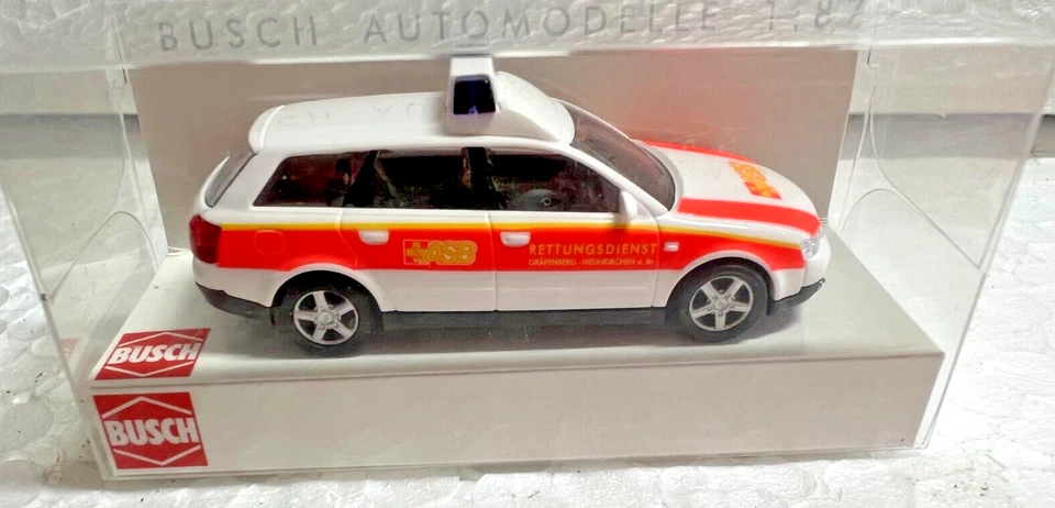 Busch 49260 H0 Audi A4 Avant ASB Servizio Di Emergenza NUOVO In OVP - Immagine 1 di 3