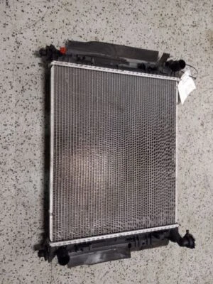 Radiador Chrysler Town Country 2008-2010 Foto 1 de 4