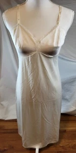 90s Vanity Fair White Nylon Lace Trim Full Slip VTG Lingerie Size 34 - Picture 1 of 6