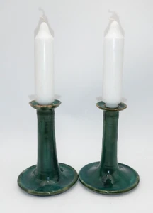 Terracotta Pottery Distinctive Green Glazed 6" H Candlestick Holder Pair - Afbeelding 1 van 9