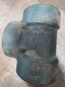 1-1/2" Pipe Tee 6000 PSI Forged - Picture 1 of 1