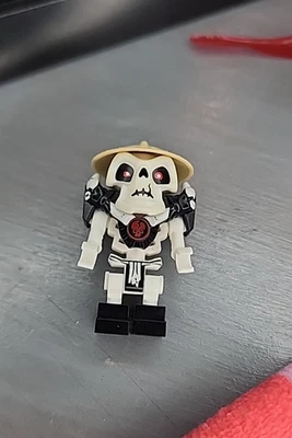 LEGO Ninjago Minifig - Wyplash (Skulkin) - njo0028 - Light Scratches - Image 1 of 2
