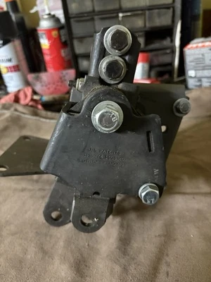 Brand new 4 sp shifter  - Image 1 of 4