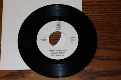 GARTH BROOKS VINYL 45 AMERICAN "HONKY-TONK BAR ASSOCIATION" NEW UNPLAYED - Image 1 of 2