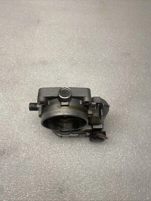 Cuerpo del acelerador de combustible para Mercedes-Benz C280 2006-2007 C300 2008-2012 A1131410125 Foto 1 de 4