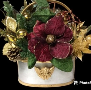 Christmas Holiday Basket Centerpiece Decor Handmade - Picture 1 of 3