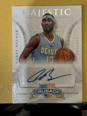 Autógrafo Panini Crusade Majestic Corey Brewer 2013 #36 Foto 1 de 4