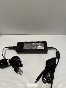 Genuine HP 135W AC Adapter Charger 19.5V 6.9V Model HSTNN-LA01-E - Picture 1 of 10