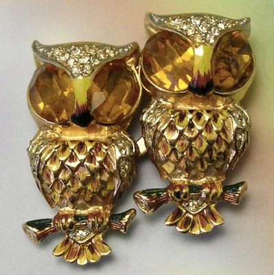 Coro Pegasus Owl Duette Brooch Fur Clips Book Piece w/Enamel Yellow Rhinestones - Image 1 of 4