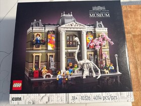 Lego ICONS: Natural History Museum 10326 New Sealed Box