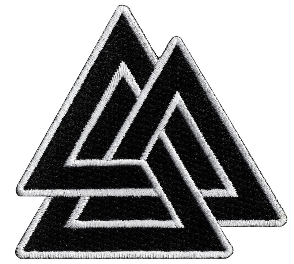 PARCHE TRIÁNGULO VALKNUT BORDADO hierro vikingo nórdico odin símbolo pagano negro Foto 1 de 1
